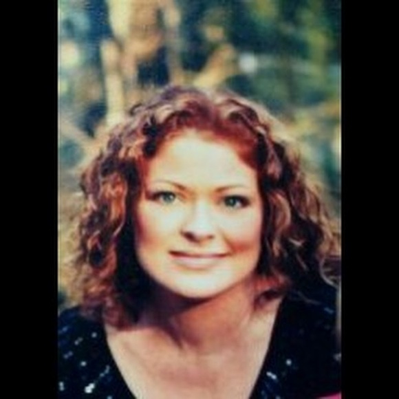 Meet your Posher, Alana - Picture 1 of 1